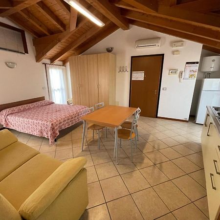 Residence Mediterraneo - Agenzia Cocal Каорле Экстерьер фото