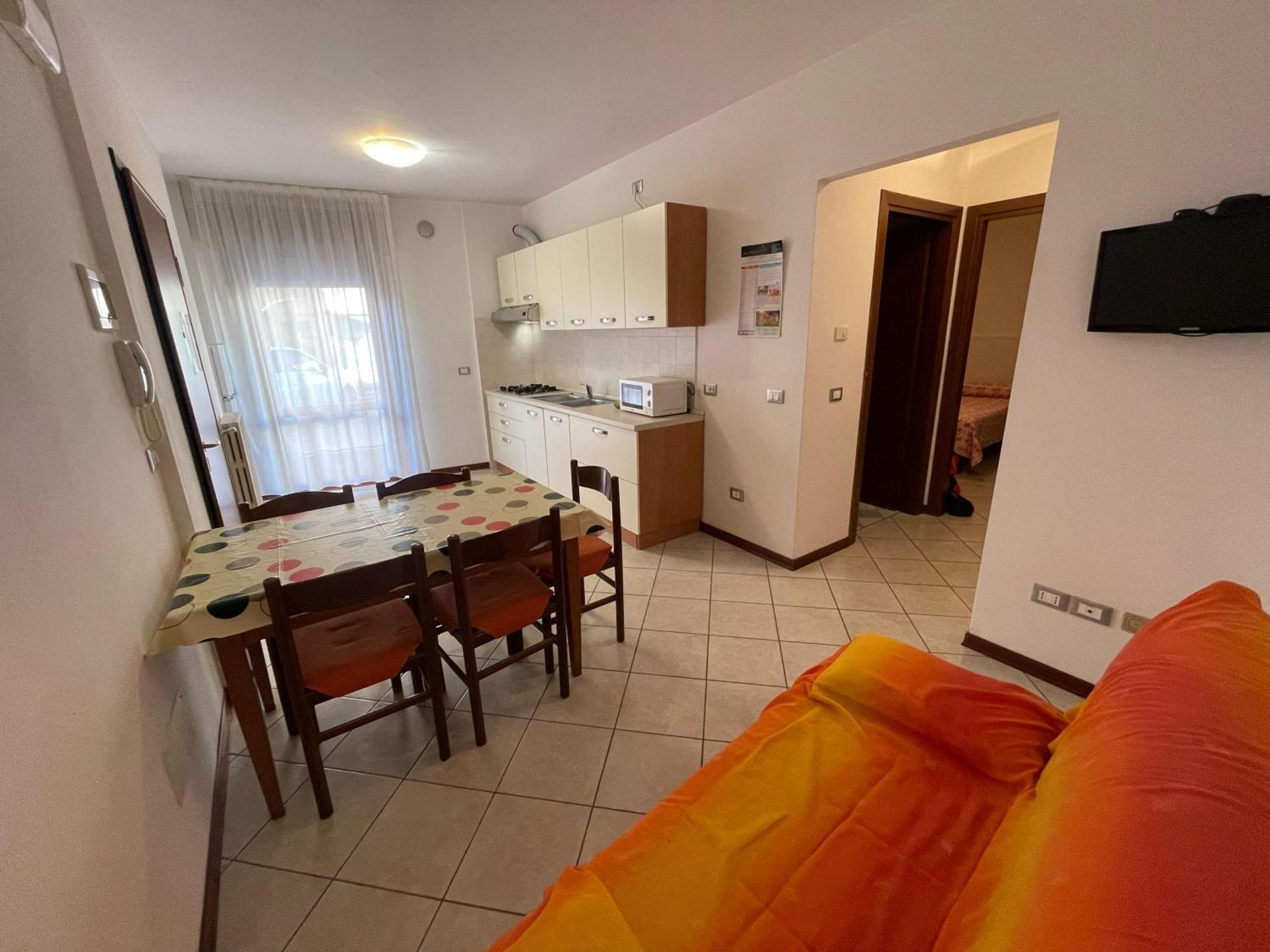 Residence Mediterraneo - Agenzia Cocal Каорле Экстерьер фото